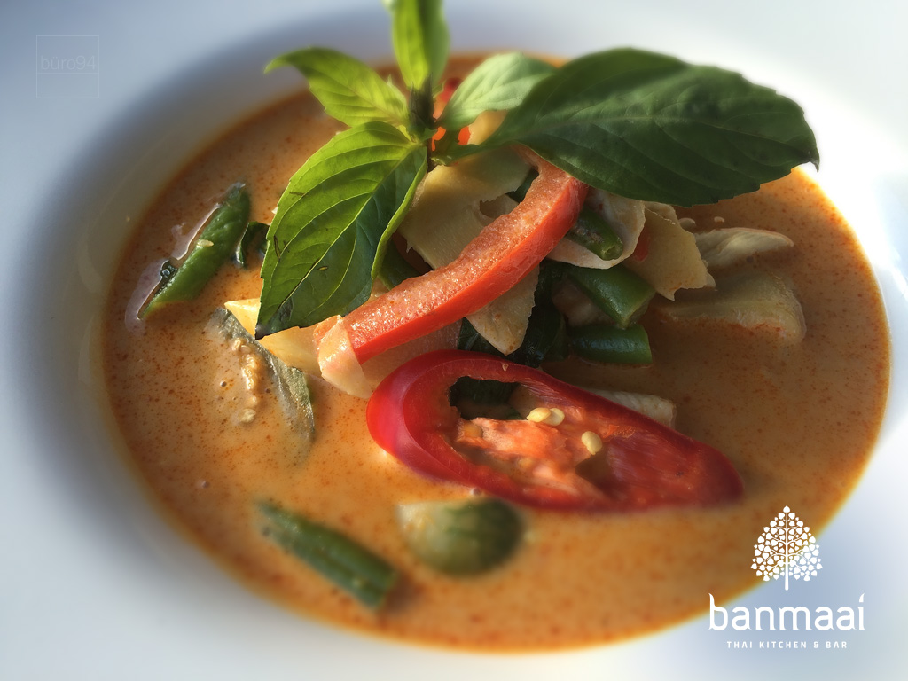 Curries - banmaai THAI KITCHEN &amp; BAR